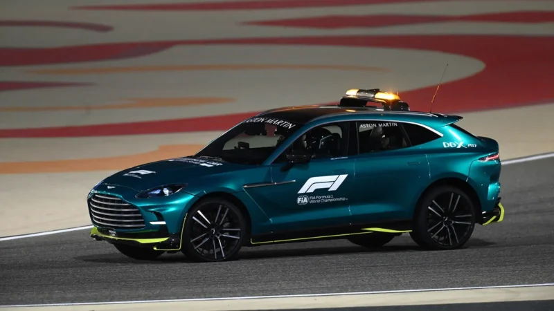 Автомобілі Aston Martin не будуть використовуватися як авто безпеки у Formula 1 (фото 1)