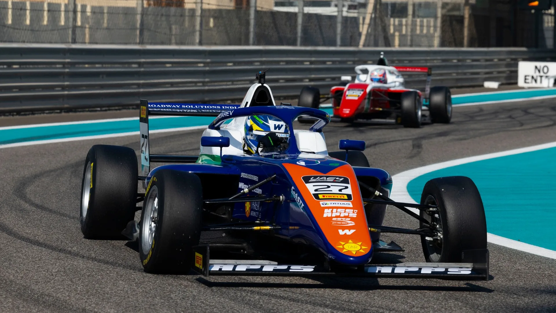 Олександр Бондарев виграв першу гонку Формули-4 UAE4 Series (фото )