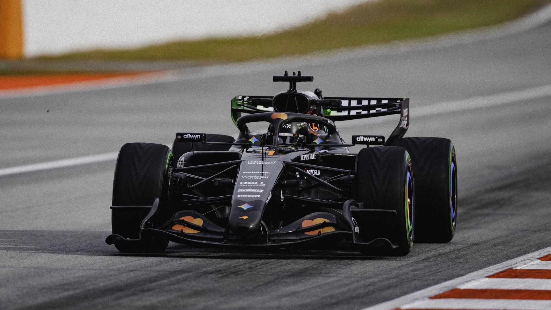 Ландо Норріс поділився своїми враженнями від боліду MCL40 (фото 7)