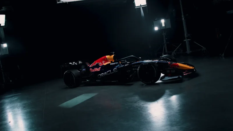 Red Bull показали болід RB22 (фото 1)