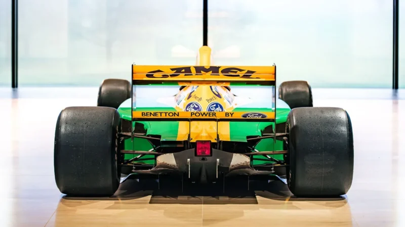 Болід, на якому Міхаель Шумахер здобув свою першу перемогу, продали за 5 млн євро (фото 1)