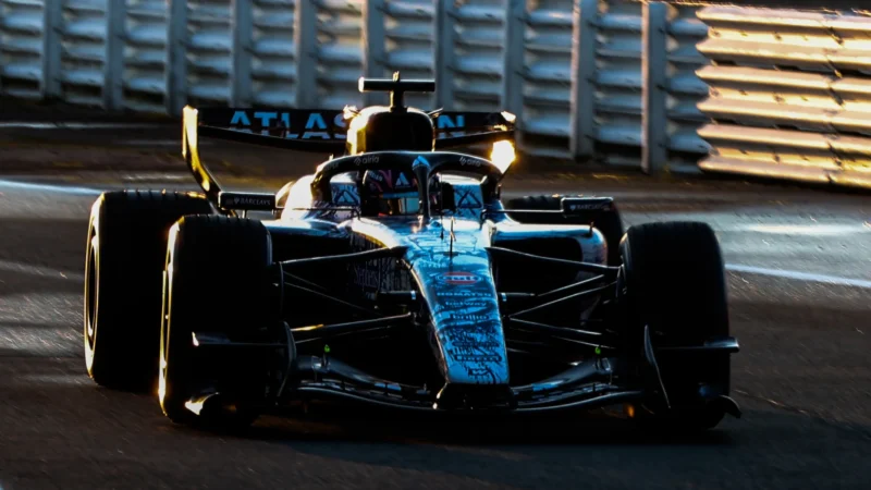 Болід Williams FW48 проїхав перші кола на Сільверстоуні (фото 2)